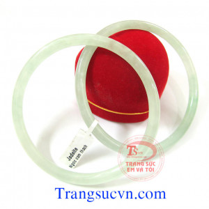 Ngọc phỉ thúy đôi vòng