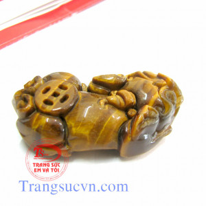 Những người có hoài bão lớn, nhiều ước mơ khát vọng nhưng không thành, hãy đeo các trang sức như vòng tay đá mắt hổ. Nó sẽ kích thích lòng tin, nâng cao dũng khí và thúc đẩy năng lực khi hành động. Những người khí huyết hư nhược, hay ốm vặt, thân thể bị s