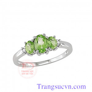 Nhẫn vàng trắng đá peridot,Nhẫn nữ Peridot  Có giấy kiểm định®  nhẫn nữ vàng đá quý,nhan nu vang da quy,nhẫn nữ ruby,nhan nu ruby,nhẫn nữ sapphire,nhan nu sapphire,nhẫn nữ kim cương,nhan nu kim cuong,topaz,emerald,garnet,citrine,hột xoàn,nhẫn vàng tây,van