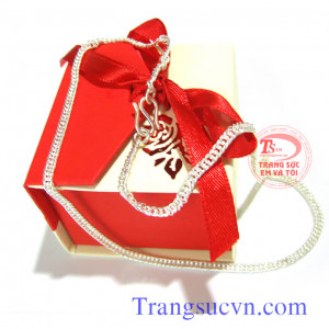Dây chuyền bạc nữ Dây chuyền bạc nam được chế tác trên chất liệu bạc ta, bạc nguyên chất hàng lượng 960% Ag. Được thiết kế mẫu mã đẹp phong cách. Bảo vệ cho sức khỏe của bạn. 