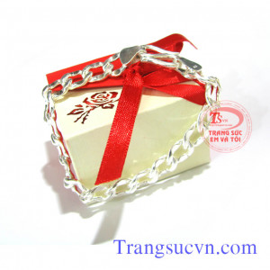 Lắc bạc nam đẹp-bạc ta Dây chuyền bạc nam được chế tác trên chất liệu bạc ta, bạc nguyên chất hàng lượng 960% Ag. Được thiết kế mẫu mã đẹp phong cách. Bảo vệ cho sức khỏe của bạn. 
