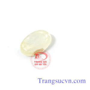 Sapphire trắng Sapphire trắng thiên nhiên có Giấy kiểm định đá quý kèm theo sản phẩm.  Bạn đặt chế tác trên chất liệu vàng còn có giấy kiểm định vàng kèm theo.