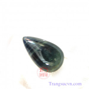 Sapphrie đới màu rõ đẹp Sapphire thiên nhiên 100%  - Tổng trọng lượng: 10,20 Carat - Độ tinh khiết: Trong suốt - Bán trọng - Có giấy kểm định đá quý kèm theo sản phẩm.  Đặc điểm khoáng vật: - Tên khoáng vật : Saphir (Sapphire - Corundum) - Độ cứng Mohs :9