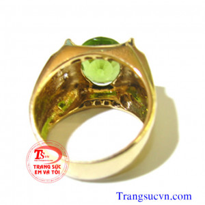 Nhẫn nam peridot đẹp,Giá nhan nam peridot dep Có giấy kiểm định® Nhẫn nam peridot đẹp bán nhan nam peridot dep toàn quốc Trang Sức Em và Tôi chuyên Trang sức Nam Nữ.Vàng bạc,quý,ngọc.Đặt hàng theo yêu cầu,Nhẫn nam,nhan nam,nhan vang tay,nhẫn vàng tây