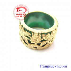 Nhẫn ngọc rồng chầu,Giá nhan ngoc rong chau Có giấy kiểm định® Nhẫn ngọc rồng chầu bán nhan ngoc rong chau toàn quốc Trang Sức Em và Tôi chuyên Trang sức Nam Nữ.Vàng bạc,quý,ngọc.Đặt hàng theo yêu cầu,Nhẫn ngọc rồng chầu,nhan ngoc rong chau, Bán Nhẫn.