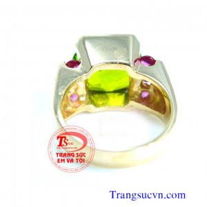 Nhẫn nam peridot và ruby