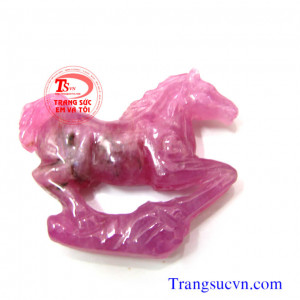 Tuổi Ngọ ruby 12 con giáp ruby thiên nhiên