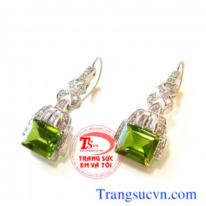 Hoa tai peridot chữ nhật