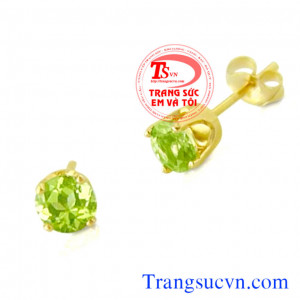 Hoa tai đá peridot có giấy kiểm định vàng và giấy kiểm định đá quý kèm theo hoa tai vàng tây gắn đá peridot thiên nhiên 100%.