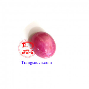 Ruby sao thiên nhiên  Tên đá quý: Ruby sao thiên nhiên Kích thước:  Trọng lượng: Xuất xứ: Ấn độ Dạng chế tác: Oval/Cabochon Màu sắc: Đỏ phớ tím, Hiệu ướng sao Chất lượng chế tác: Tốt Phù hợp: Làm mặt nhẫn, Làm mặt dây chuyền, Làm vòng tay vàng... Giấy kiể