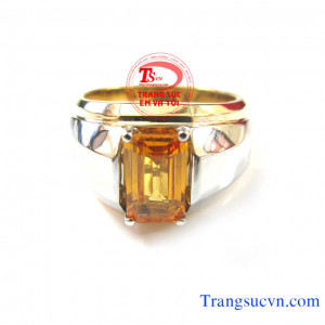 Nhẫn sapphire vàng