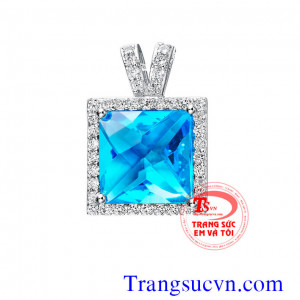 Bộ trang sức Mệnh Mộc   Bộ trang sức đá Topaz  Bộ trang sức đá Topaz đẹp   Bộ trang sức đá quý Topaz thiên nhiên gồm  1 Chiếc Nhẫn  1 Mặt dây chuyền  1 Đôi hoa tai  Sản phẩm được chế tác trên chất liệu vàng trắng 10k ( Có giấy kiểm định vàng kèm theo bộ t