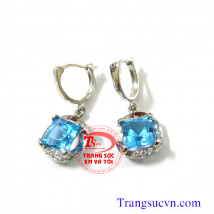 Đôi hoa tai Topaz được chế tác trên chất liệu đá Topaz thiên nhiên  - Vàng trắng có giấy kiểm định vàng - Đá Topaz có Giấy kiểm định đá quý - Sản phẩm bảo hành: 1 năm  - Đặt hàng theo yêu cầu, - Giao hàng toàn quốc