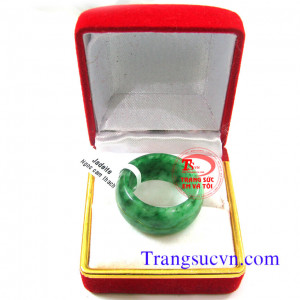 Nhẫn xanh ngọc cẩm thạch,Bán Nhẫn Cẩm Thạch,giá nhan cam thach,có giấy kiểm định nhẫn cẩm thạch tốt nhất,xuất xứ:Myanam|Đặt nhẫn cẩm thạch theo yêu cầu,bọc vàng,bạc,hình,rồng,phụng..số,Nhẫn Cẩm Thạch,nhan,cam,thach,nhẫn,cẩm,thạch,nhẫn nữ,ngọc,đá,phỉ,thủy,