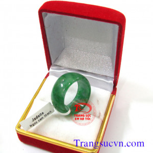 Nhẫn cẩm thạch xanh,Bán Nhẫn Cẩm Thạch,giá nhan cam thach,có giấy kiểm định nhẫn cẩm thạch tốt nhất,xuất xứ:Myanam|Đặt nhẫn cẩm thạch theo yêu cầu,bọc vàng,bạc,hình,rồng,phụng..số,Nhẫn Cẩm Thạch,nhan,cam,thach,nhẫn,cẩm,thạch,nhẫn nữ,ngọc,đá,phỉ,thủy,ring,