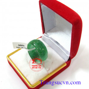 Cẩm thạch nhẫn nam,Bán Nhẫn Cẩm Thạch,giá nhan cam thach,có giấy kiểm định nhẫn cẩm thạch tốt nhất,xuất xứ:Myanam|Đặt nhẫn cẩm thạch theo yêu cầu,bọc vàng,bạc,hình,rồng,phụng..số,Nhẫn Cẩm Thạch,nhan,cam,thach,nhẫn,cẩm,thạch,nhẫn nữ,ngọc,đá,phỉ,thủy,ring,j