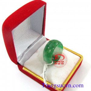 Cẩm thạch nhẫn nam,Bán Nhẫn Cẩm Thạch,giá nhan cam thach,có giấy kiểm định nhẫn cẩm thạch tốt nhất,xuất xứ:Myanam|Đặt nhẫn cẩm thạch theo yêu cầu,bọc vàng,bạc,hình,rồng,phụng..số,Nhẫn Cẩm Thạch,nhan,cam,thach,nhẫn,cẩm,thạch,nhẫn nữ,ngọc,đá,phỉ,thủy,ring,j