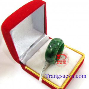 Nhẫn ngọc vân đẹp,Bán Nhẫn Cẩm Thạch,giá nhan cam thach,có giấy kiểm định nhẫn cẩm thạch tốt nhất,xuất xứ:Myanam|Đặt nhẫn cẩm thạch theo yêu cầu,bọc vàng,bạc,hình,rồng,phụng..số,Nhẫn Cẩm Thạch,nhan,cam,thach,nhẫn,cẩm,thạch,nhẫn nữ,ngọc,đá,phỉ,thủy,ring,ja