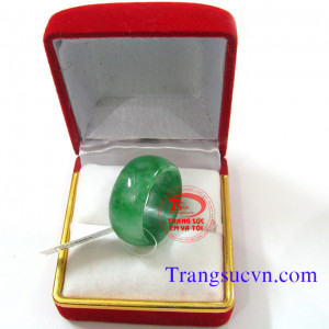 Bán Nhẫn Cẩm Thạch,giá nhan cam thach,có giấy kiểm định nhẫn cẩm thạch tốt nhất,xuất xứ:Myanam|Đặt nhẫn cẩm thạch theo yêu cầu,bọc vàng,bạc,hình,rồng,phụng..số,Nhẫn Cẩm Thạch,nhan,cam,thach,nhẫn,cẩm,thạch,nhẫn nữ,ngọc,đá,phỉ,thủy,ring,jadeite,ngoc jadeit