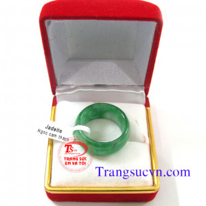 Bán Nhẫn Cẩm Thạch,giá nhan cam thach,có giấy kiểm định nhẫn cẩm thạch tốt nhất,xuất xứ:Myanam|Đặt nhẫn cẩm thạch theo yêu cầu,bọc vàng,bạc,hình,rồng,phụng..số,Nhẫn Cẩm Thạch,nhan,cam,thach,nhẫn,cẩm,thạch,nhẫn nữ,ngọc,đá,phỉ,thủy,ring,jadeite,ngoc jadeit
