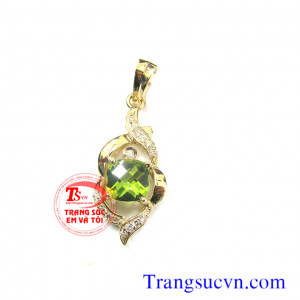 Mặt dây đá quý peridot thiên nhiên