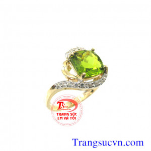 Nhẫn nữ vàng tây đá peridot thiên nhiên