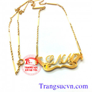 Dây chuyền mặt chữ