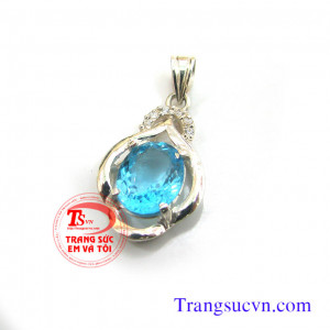 Mặt dây chuyền bạc topaz