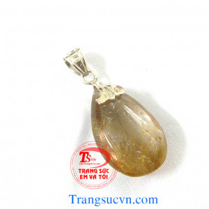 Thạch anh tóc mặt dây  Mặt thạch anh tóc thiên nhiên được chế tác trên chất liệu:  - Đá Thạch anh tóc thiên nhiên 100%  - Móc được làm bằng bạc ta  - Bán toàn quốc  - Thanh toán an toàn  - Giao hàng tận nơi và thanh toán khi nhận hàng.