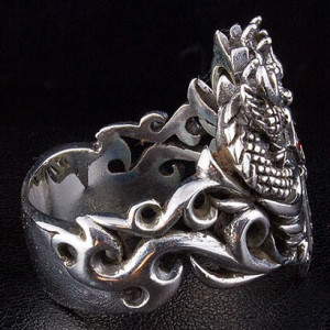 nhẫn nam song rồng chầu ruby