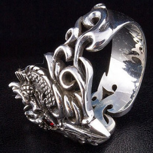 nhẫn nam song rồng chầu ruby