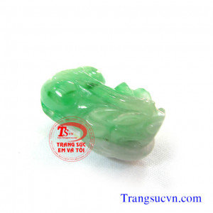 Tỳ hưu lục nhạt thiên nhiên, bán Tỳ hưu lục nhạt thiên nhiên giá Tỳ hưu lục nhạt thiên nhiên có giấy kiểm định đá quý Tỳ hưu lục nhạt thiên nhiên