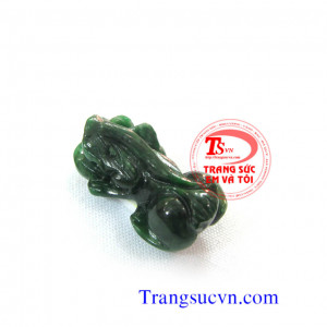 Tỳ hưu ngọc jadeite Tỳ hưu ngọc jadeite Tỳ hưu mặt dây chuyền nam ngọc phỉ thúy Tỳ hưu đá cẩm thạch nhiên nhiên Tỳ hưu ngọc cẩm thạch thiên nhiên  Tỳ hưu Jadeite  Chất liệu: Ngọc cẩm thạch nhiên nhiên ( Natural Jadeite)  Tỳ hưu cẩm thạch ( Tỳ hưu phỉ thúy