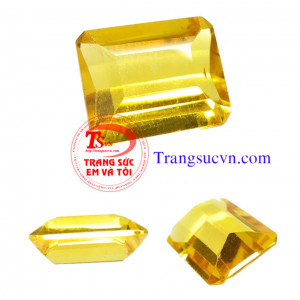 Viên đá quý saphire vàng chữ nhật Các loại đá saphire vàng hình dạng:  Đá quý saphir vàng thiên nhiên, Tên ngọc học: Natural Sapphire Yellow,   Saphir hình tròn,saphir hình oval, Saphir hình tam giác, sapphire hình hạt dưa, saphire hình trái tim .. Cắt: F