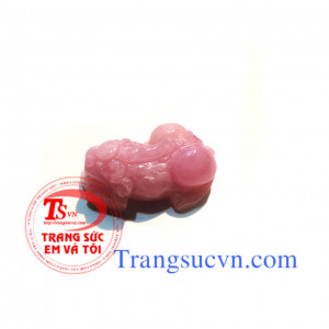 Tỳ hưu ruby hồng ngọc Tỳ hưu màu đỏ Tỳ hưu ruby to thiên nhiên. Tỳ hưu đá quý ruby thiên nhiên  Tỳ hưu đá quý ruby thiên nhiên làm nhẫn nam và làm mặt dây chuyền nam, mặt dây tỳ hưu ruby mặt dây chuyền nữ.  Bọc vàng tây từ 10k, 14k , 18k với  nhiều kiểm g
