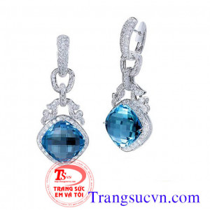 Hoa tai vàng tây đá quý mệnh thủy Hoa tai topaz vàng trắng Hoa tai đá topaz , Hoa tai vàng trắng Và gắn đá topaz thiên nhiên với màu xanh đầy ý nghĩa:  Hoa tai vàng trắng Topaz nhưng hiện nay trên thị trường đa số topaz có màu xanh do xử lý bằng phóng xạ