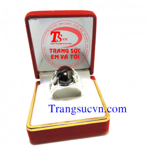 Nhẫn bạc nam đá đen   Nhẫn bạc hình bọ cạp Nhẫn  nam bạc ta gắn đá tổng hợp được sửa theo size tay của bạn.  Bạc ta 925  Nhẫn bạc bán toàn quốc, Thanh toán khi nhận nhẫn trên toàn quốc  Bạn điền đầy đủ thông tin vào phần>  ĐẶT MUA NGAY ở trên   Chúng tôi 