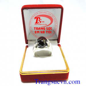 Nhẫn bạc nam đá  Nhẫn bạc hình bọ cạp Nhẫn nam bạc ta gắn đá tổng hợp được sửa theo size tay của bạn.  Bạc ta 925  Nhẫn bạc bán toàn quốc, Thanh toán khi nhận nhẫn trên toàn quốc  Bạn điền đầy đủ thông tin vào phần>  ĐẶT MUA NGAY ở trên   Chúng tôi sẽ liê