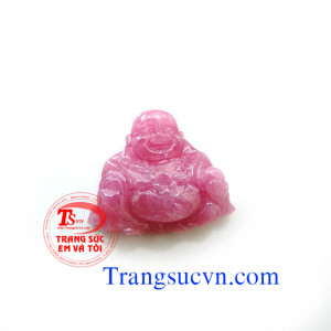 Phật Di Lặc ruby thiên nhiên   Phật di lặc được chế tác trên chất liệu đá ruby thiên nhiên   Phật di lặc trọng lượng: 3,150 Carat   Kích thước phật di lặc: ~ 25,20 x 21,50 / 7,00 mm   Hình dạng: Chạm khắc / Phật di lặc  Bán toàn quốc 