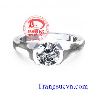 Nhẫn vàng trắng kim cương  Nhẫn nữ kim cương đính hôn Nhẫn đính hôn vàng trắng gắn đá kim cương   Nhẫn có kèm theo giấy kiểm định Kim cương   Giấy kiểm định vàng   Giấy bảo hành: 1 năm  Nhận đặt nhẫn đính hôn theo yêu cầu trên toàn quốc, đặt hàng online,