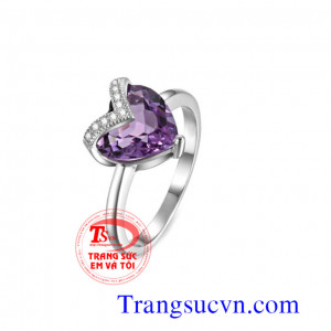 Bán Nhẫn nữ thạch anh tím trái tim,Nhẫn nữ thạch anh tím trái tim giá tốt,có giấy kiểm định đá quý và vàng kèm theo,đặt nhẫn theo yêu cầu
