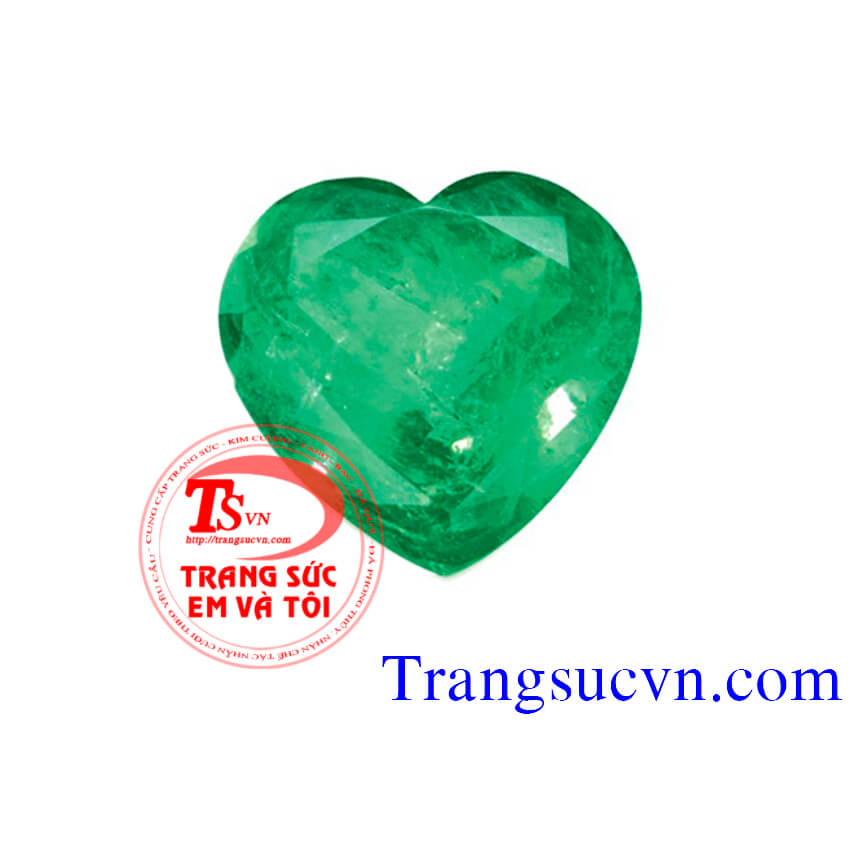 Emerald trái tim tự nhiên