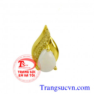 mat da quy opal,mat day opal,da opal quy,mat vang tay,opal tu nhien,gia opal,ban opal,co giay kiem dinh
