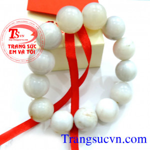 Vòng hạt gỗ hóa thạch  Chuỗi vòng gỗ hóa thạch thiên nhiên   Kích thước:  17 ly  Số lượng hạt đá mã não: 13 hạt