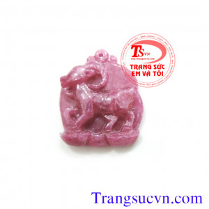 Mặt ruby tuổi mùi