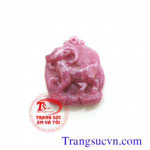 Mặt ruby tuổi mùi