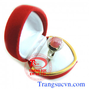 Nhẫn ruby bạc ta
