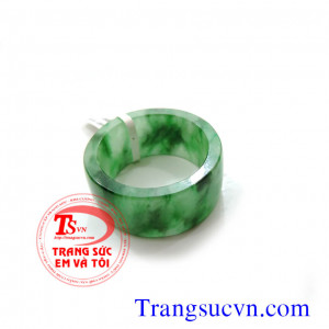 Nhẫn ngọc phỉ thúy nam,nhan,ngoc,phi,thuy,nhan ngoc,nhan nam,ngon cai,nhan cam thach,nhan da quy,nhan ngoc,nhẫn đá bọc vàng tây