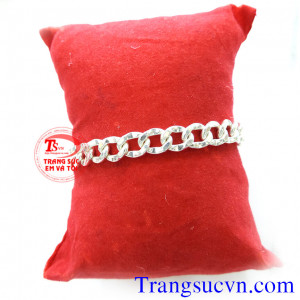 Lắc tay nam đẹp phong cách trẻ trung và trang trọng mang lại cho bạn vẻ đẹp và tránh gió an toàn cho sức khỏe.