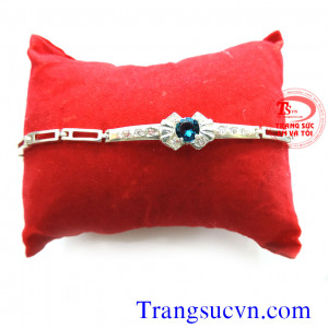 Cung cấp lắc bạc nữ dẹp,đặt lắc nữ bạc,giá lắc bạc rẻ chất lượng tốt,Lắc tay nữ đẹp,lac dep,lac bac nũ,lac tay,vong nu,lac,vong,bac,999,gia re,lac re,bạc thái,bạc ý,bạc italya,bạc 925